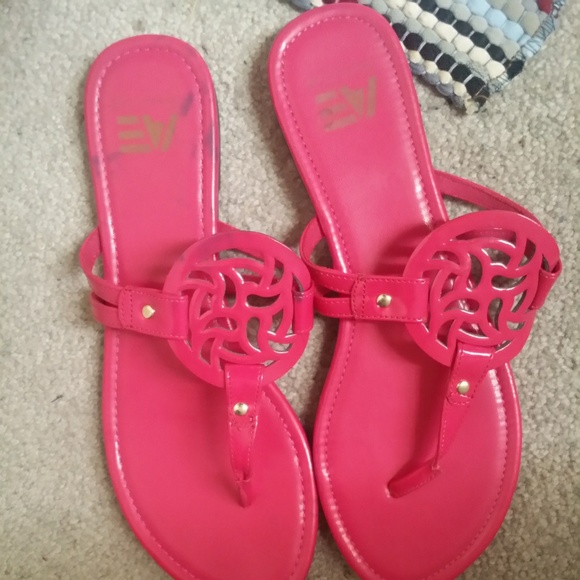 Sandals - Picture 1 of 2